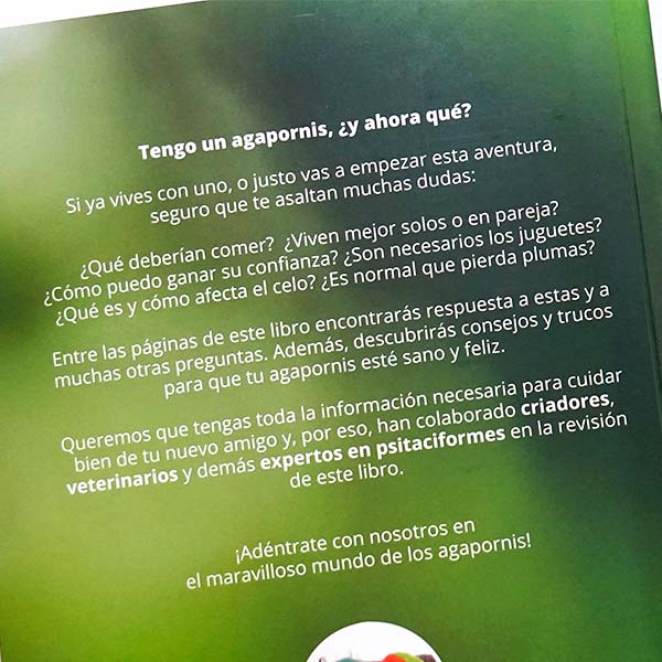 contraportada libro agapornis